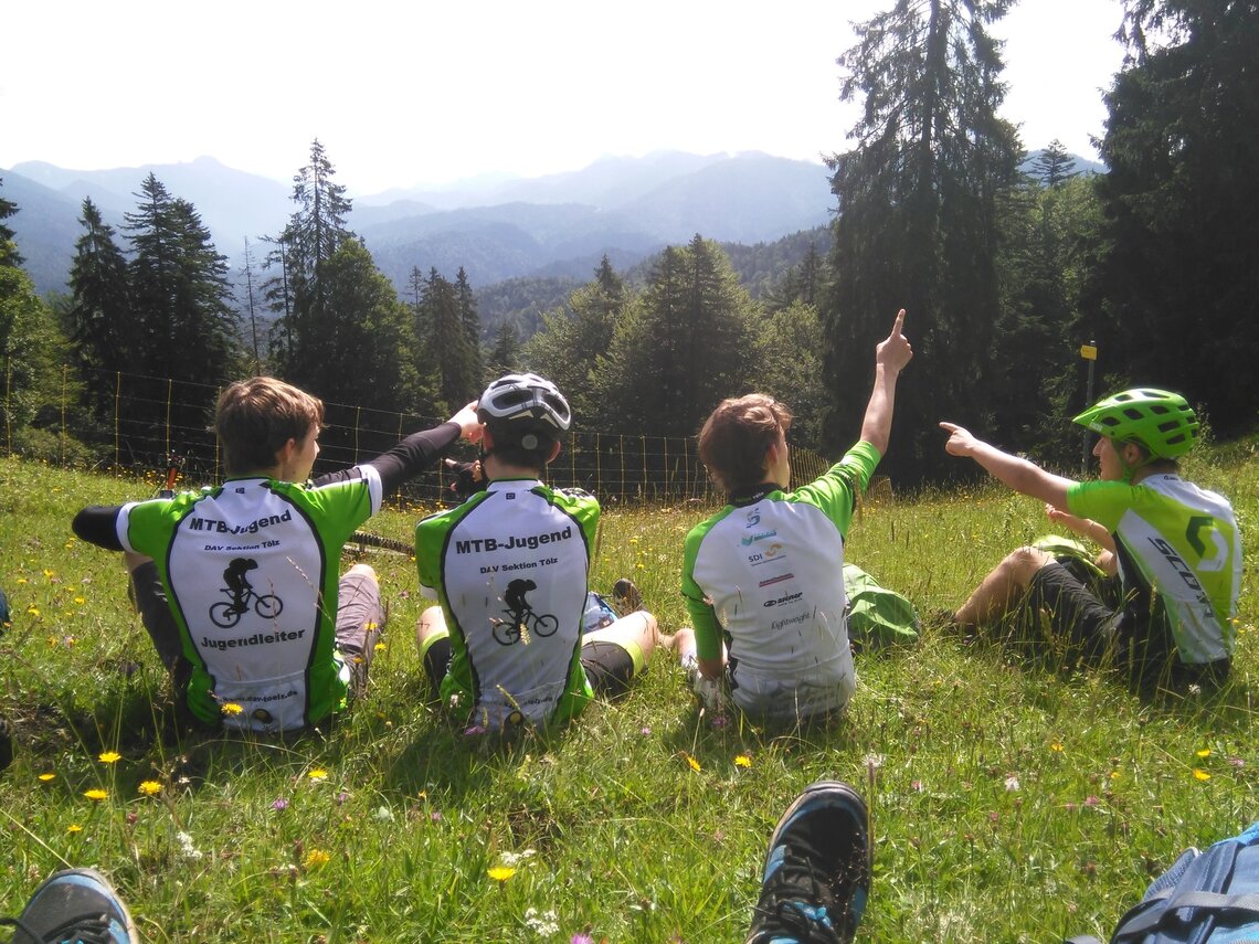 MTB_Jugend_2015.jpg